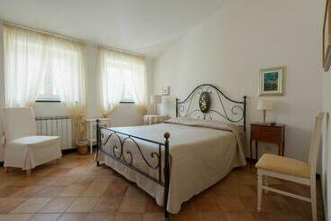 هتل Agriturismo Villa Caterina