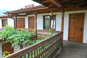 پانسیون Klecherova House