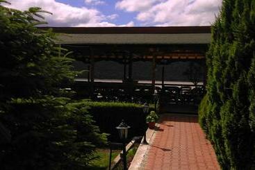 Pension La Ponton