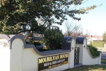 تختخواب و صبحانه Mourilyan House