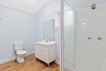 استراحتگاه Southside Holiday Village