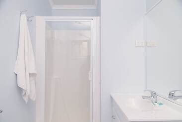 استراحتگاه Southside Holiday Village
