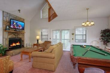 Honeymoon Hills Gatlinburg Cabin Rentals