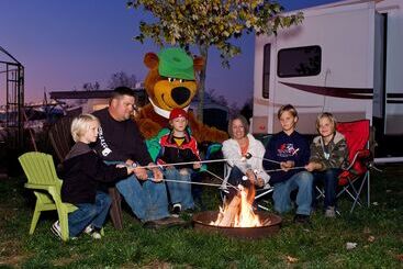 هتل Yogi Bear S Jellystone Park Camp Resort Wisconsin Dells