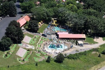هتل Yogi Bear S Jellystone Park Camp Resort Wisconsin Dells