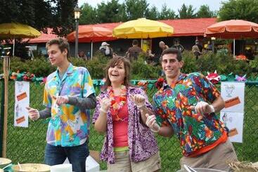 هتل Yogi Bear S Jellystone Park Camp Resort Wisconsin Dells