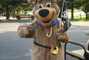 هتل Yogi Bear S Jellystone Park Camp Resort Wisconsin Dells