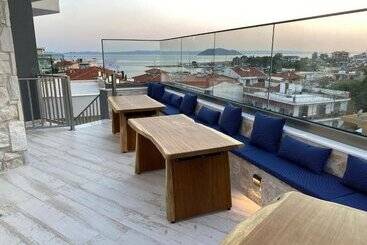 تختخواب و صبحانه Kali Thea Suites