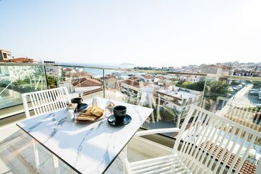 تختخواب و صبحانه Kali Thea Suites