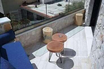 تختخواب و صبحانه Kali Thea Suites