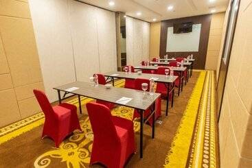 هتل Best Western Batang Garing