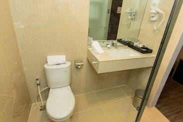هتل Best Western Batang Garing