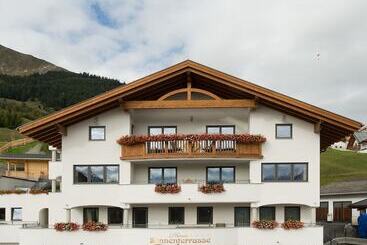 هتل Haus Sonnenterrasse