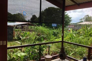 هتل Inn Jimenez