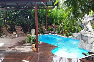 هتل Inn Jimenez