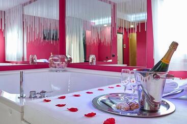 مسافرخانه Sweet Central