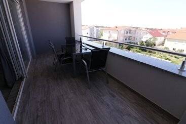 پانسیون Apartments & Rooms Danivan Pool Villas B