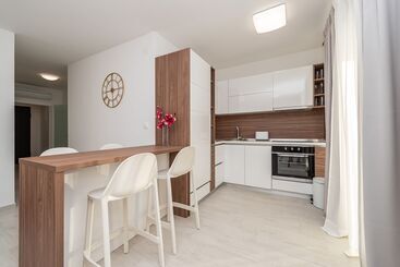 پانسیون Apartments & Rooms Pool Villas Maris B
