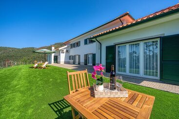 پانسیون Central Suites Arouca