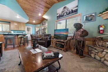 Sleepy Bear Lodge