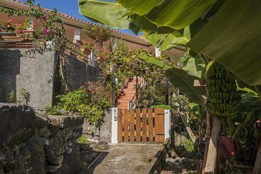 Family Vacations In The North, Casa Dos Terços