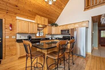 Lakeside Lodge