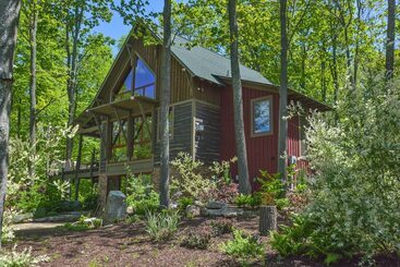 Livin  Lodge