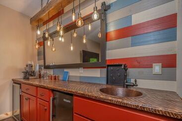 Parhelion Chalet