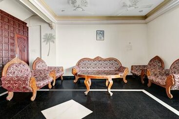 پانسیون Itsy Hotels The Waters Edge Beach Resort