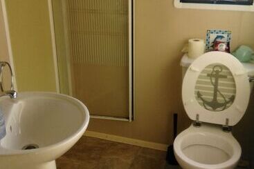 اقامتگاه Charming 3bed Caravan In Camber Food Rest
