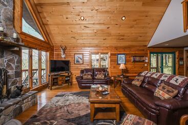 Schmidt Lodge
