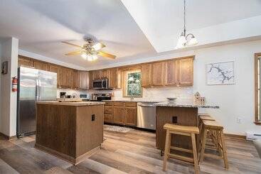 Serenity Chalet