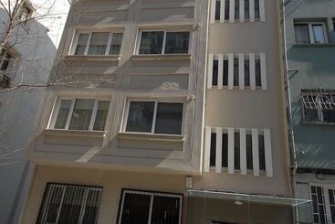 Cheya Gumussuyu Residence