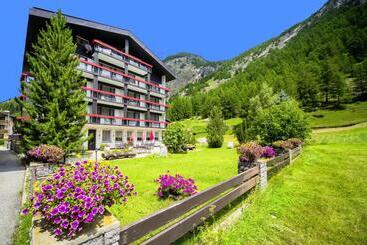 هتل Alpenhof