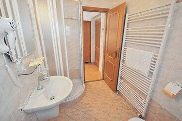 هتل Bedriska Wellness Resort & Spa