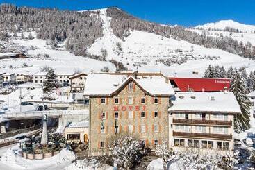 酒店 Bellaval Scuol