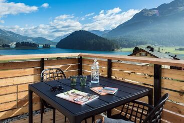 هتل Conrad's Mountain Lodge