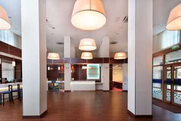 ホテル Hampton By Hilton Samara