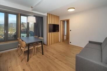 هتل Palace Apartments