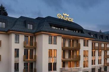 هتل Palace Apartments