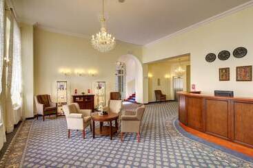 هتل Windsor Spa