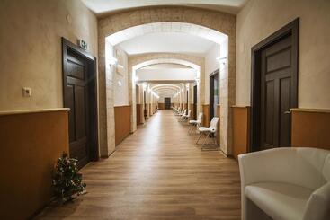 هتل Windsor Spa