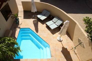 پانسیون Lavender Manor Guest Lodge