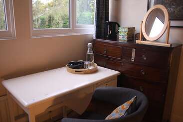 تختخواب و صبحانه Sandford Meadow Guest House