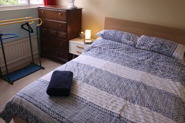 تختخواب و صبحانه Sandford Meadow Guest House