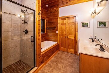 Donovan S Dacha
