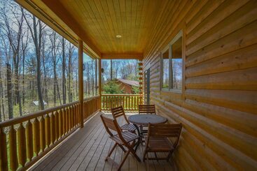 Donovan S Dacha