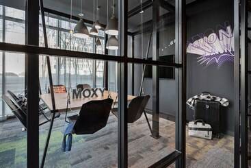 هتل Moxy Szczecin City
