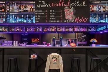 هتل Moxy Szczecin City