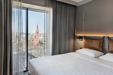 هتل Moxy Szczecin City